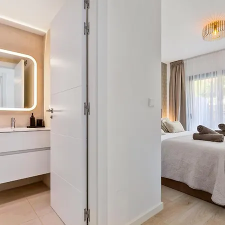 Apartment One80 In *