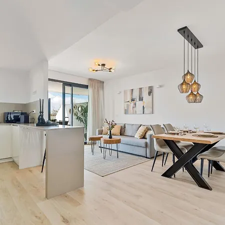 Apartment One80 In *